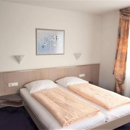 Hotel Alena - Kontaktlos Check-In Filderstadt Dış mekan fotoğraf