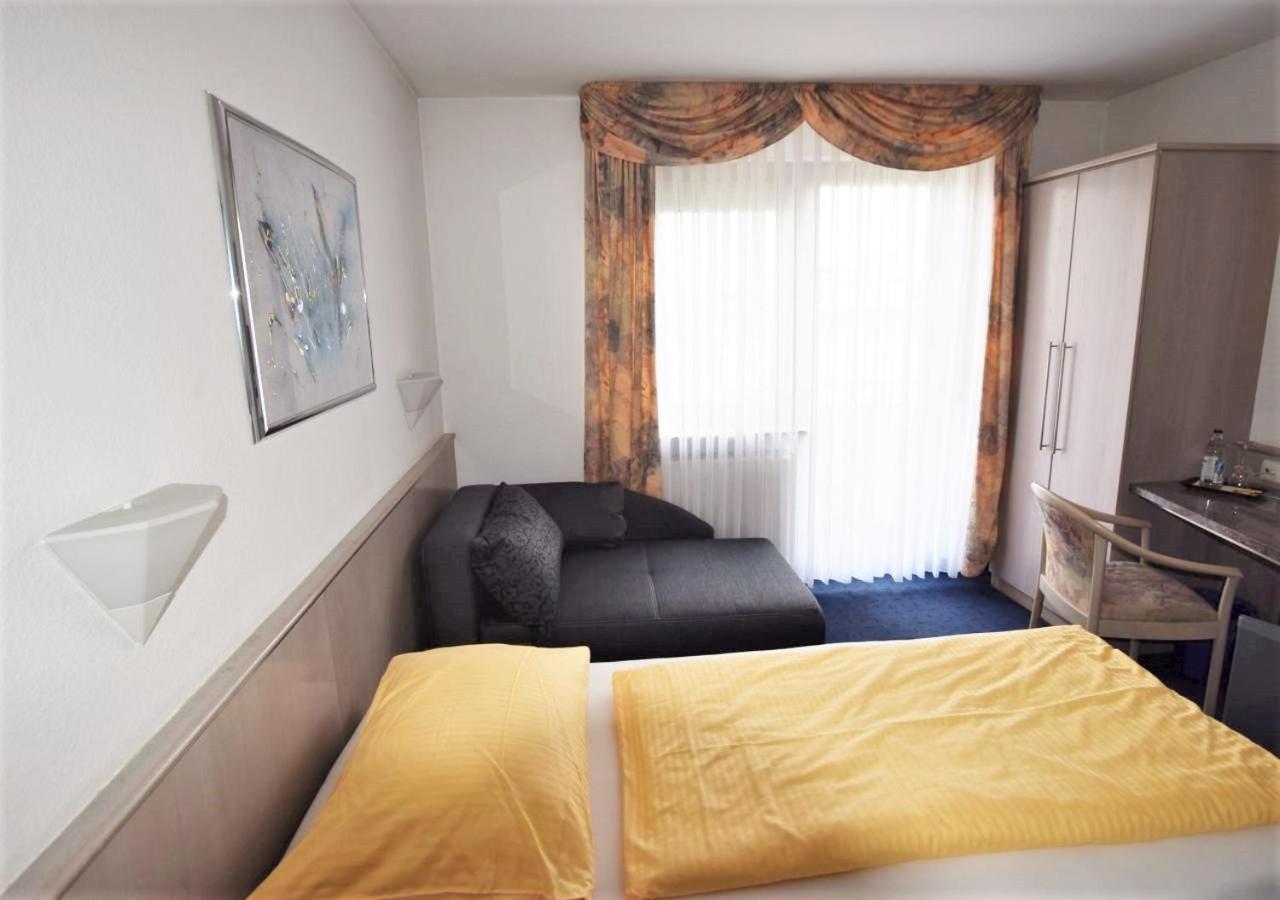 Hotel Alena - Kontaktlos Check-In Filderstadt Dış mekan fotoğraf