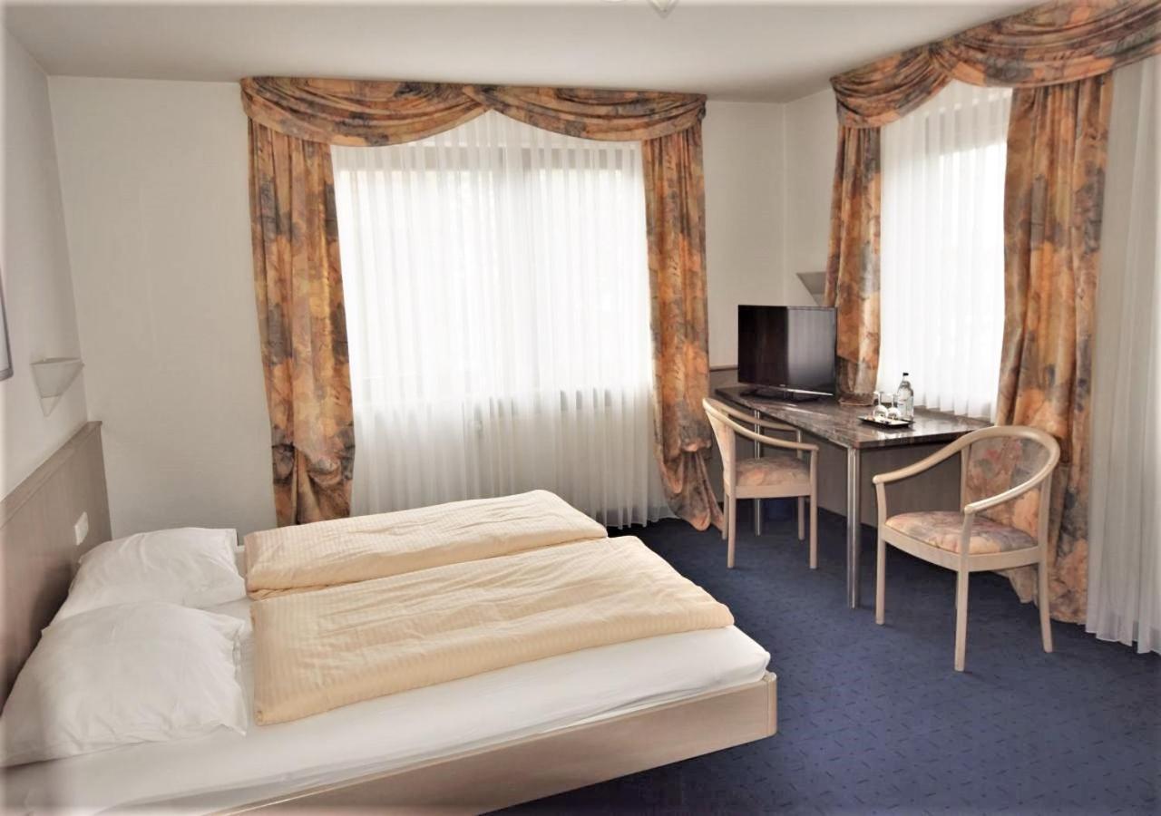 Hotel Alena - Kontaktlos Check-In Filderstadt Dış mekan fotoğraf