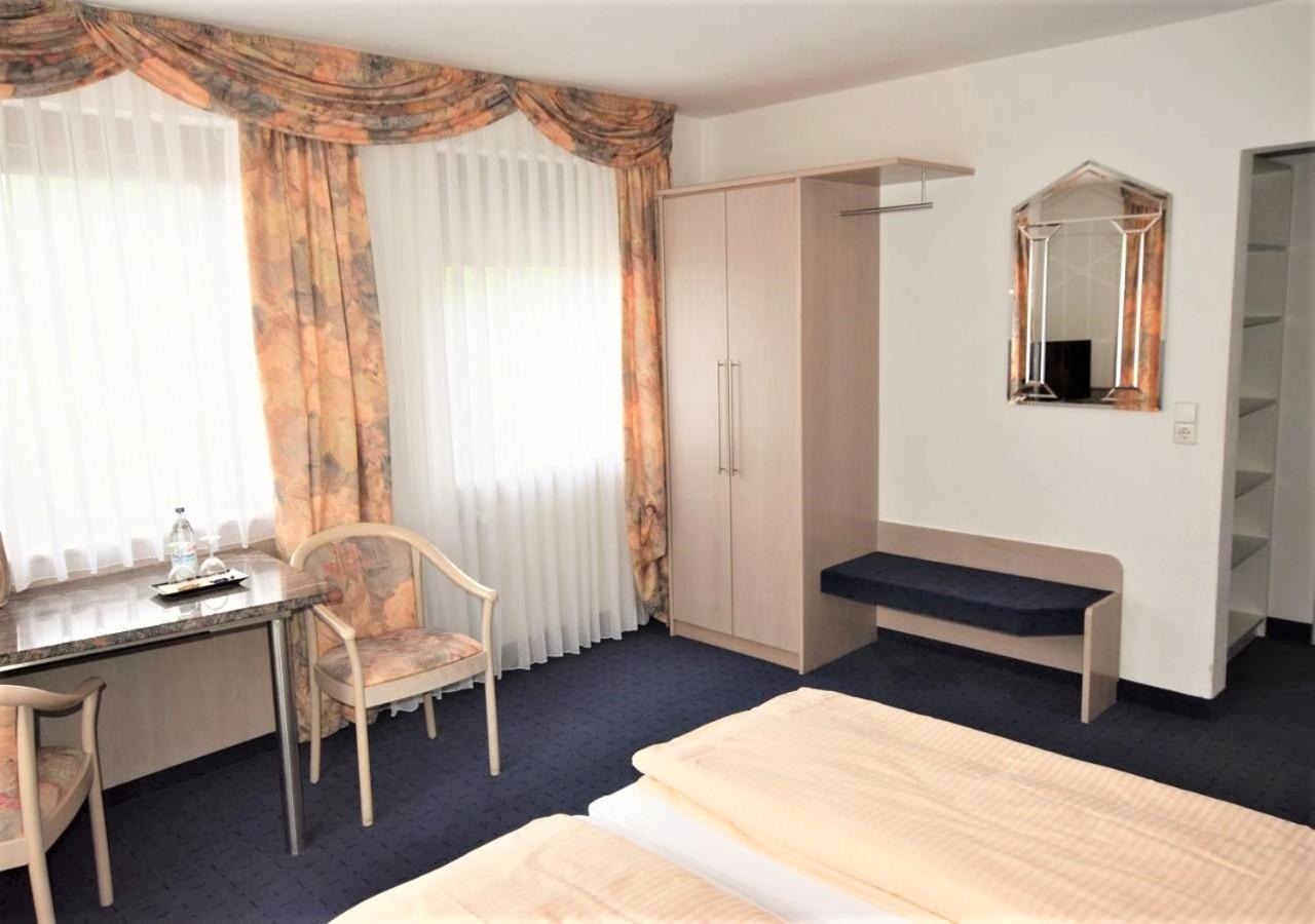 Hotel Alena - Kontaktlos Check-In Filderstadt Dış mekan fotoğraf
