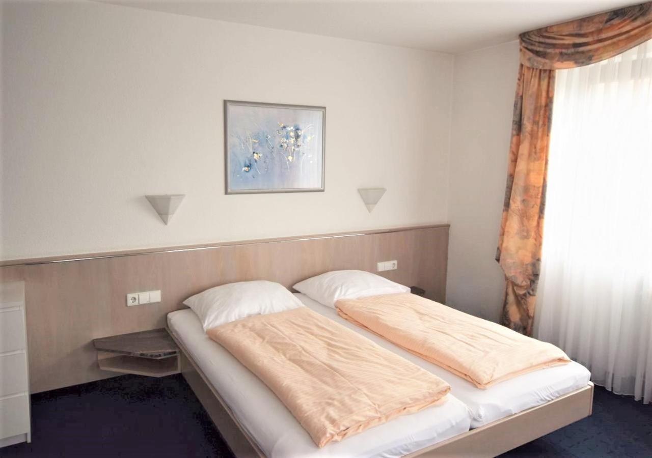 Hotel Alena - Kontaktlos Check-In Filderstadt Dış mekan fotoğraf