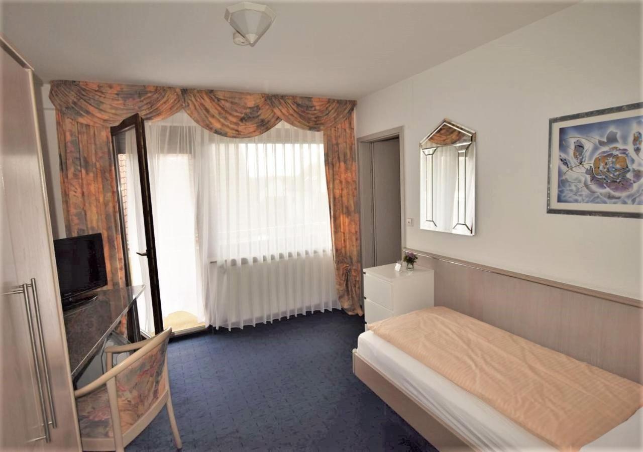 Hotel Alena - Kontaktlos Check-In Filderstadt Dış mekan fotoğraf