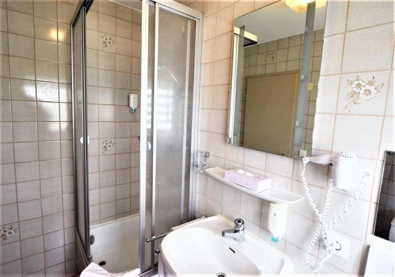 Hotel Alena - Kontaktlos Check-In Filderstadt Dış mekan fotoğraf